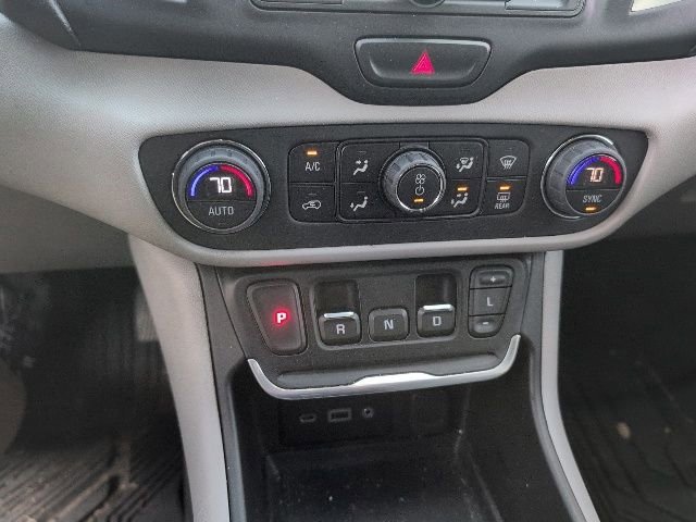 Used 2020 GMC Terrain SLE w/ Driver Convenience Package image 24