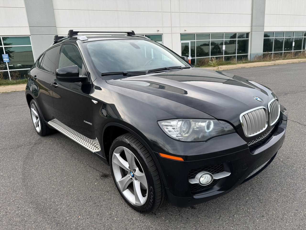 Used 2009 BMW X6 xDrive50i image 1