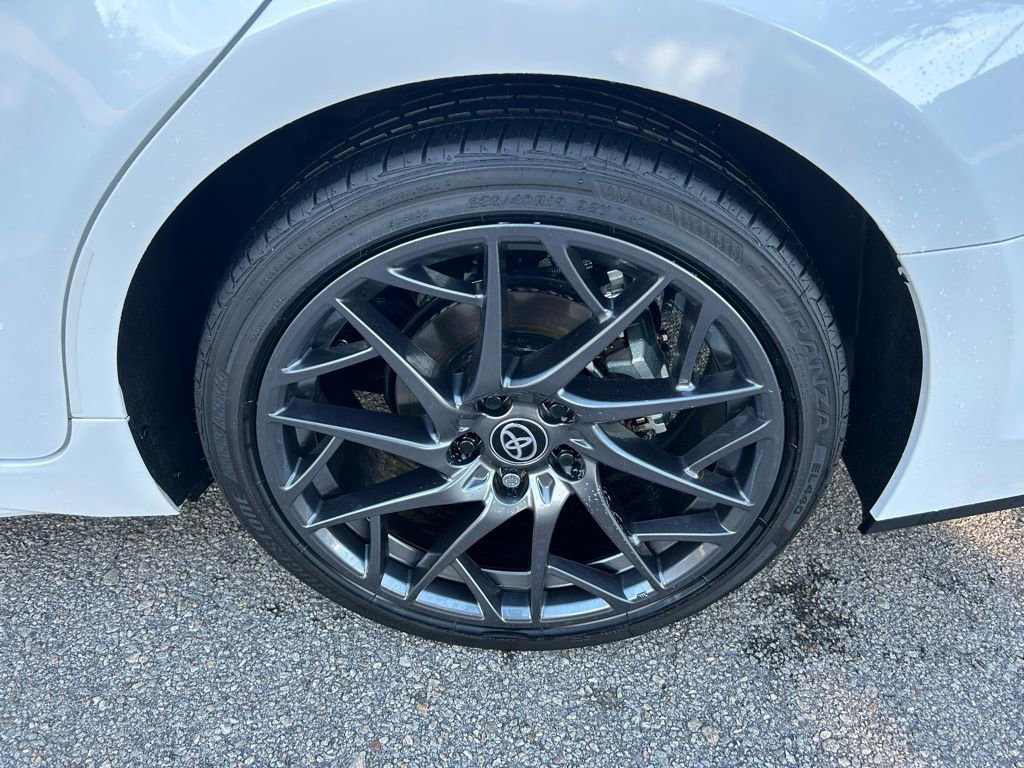 Certified 2025 Toyota Camry SE image 9