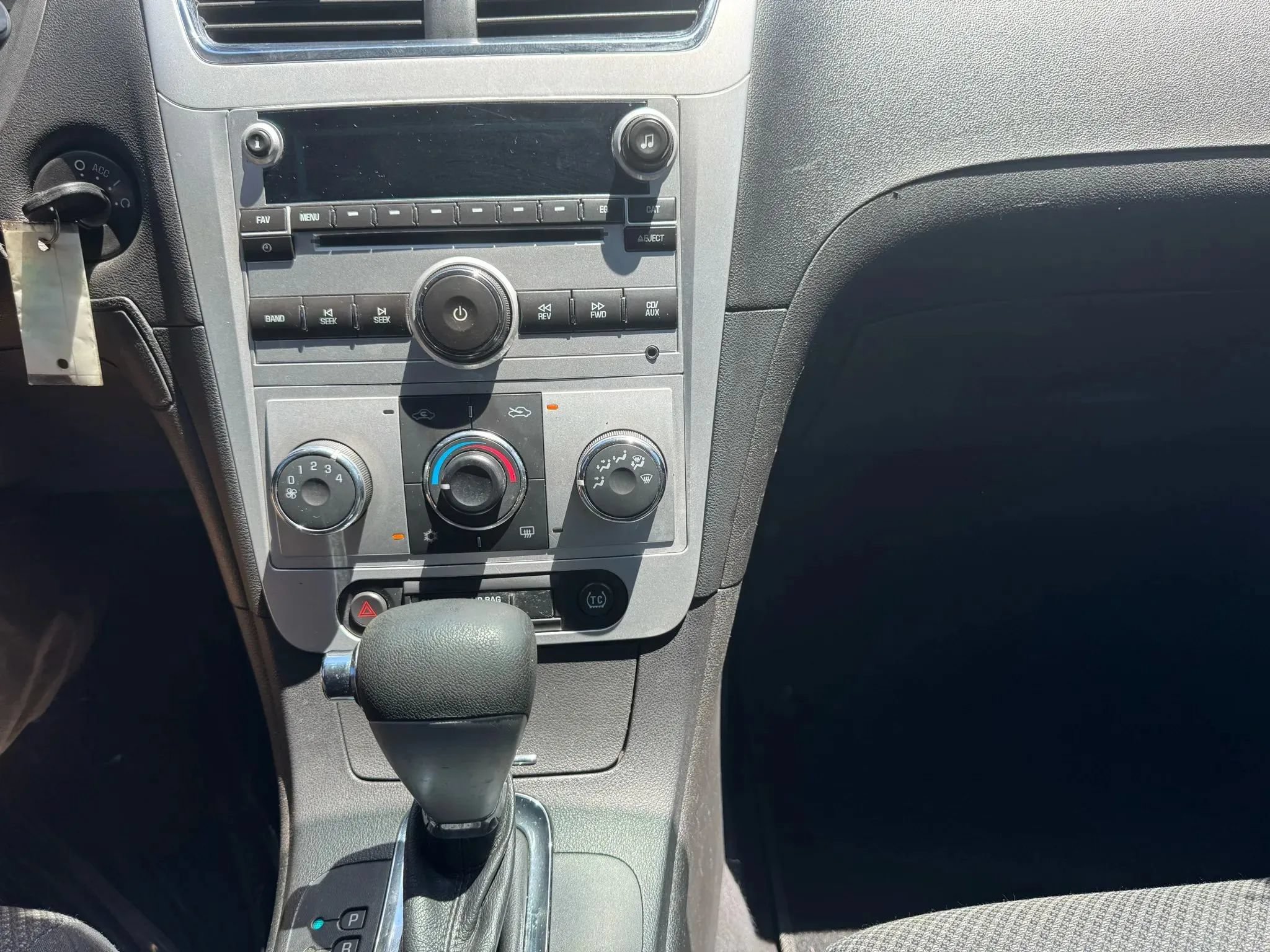Used 2010 Chevrolet Malibu LT FWD image 21