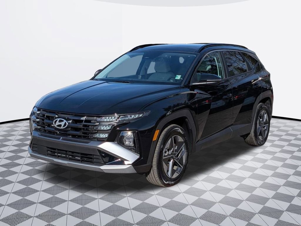 Certified 2025 Hyundai Tucson SEL image 2