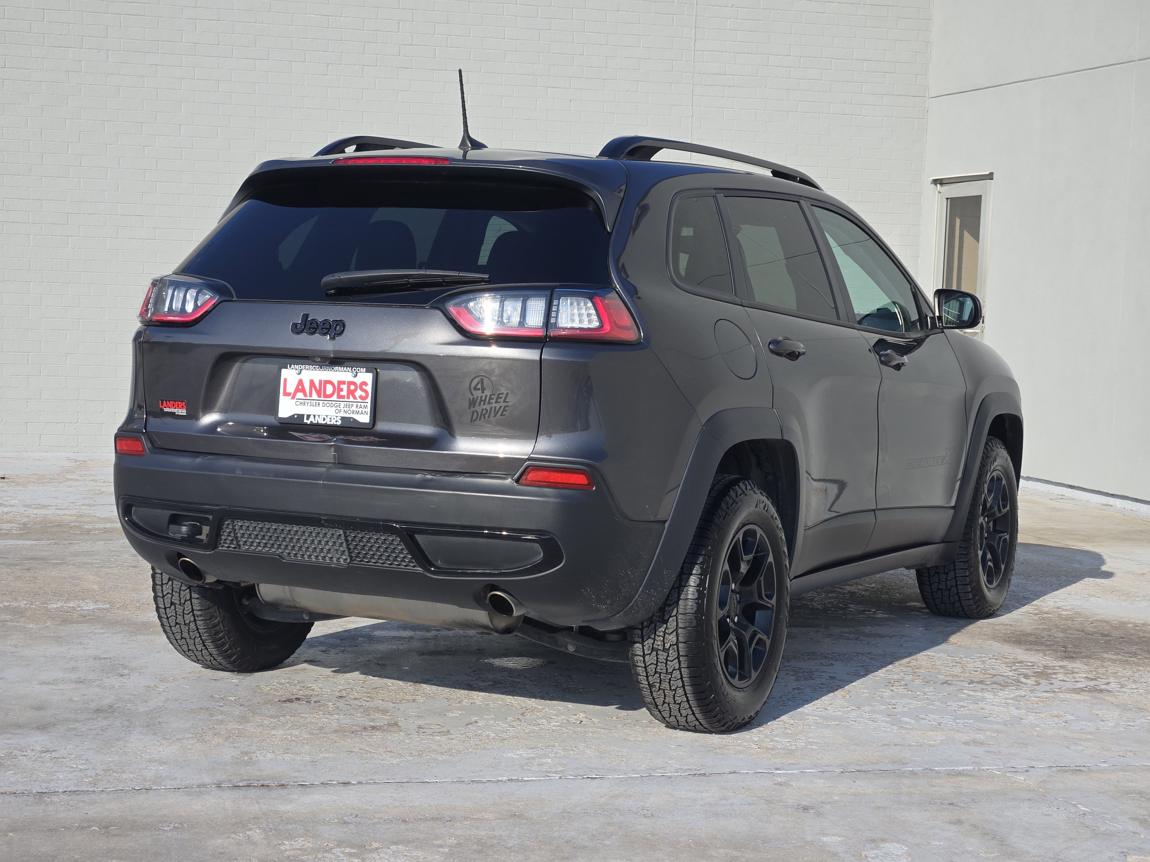 Used 2022 Jeep Cherokee Latitude image 8