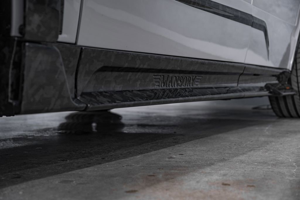 Used 2026 Rolls-Royce Cullinan AWD/4WD image 36