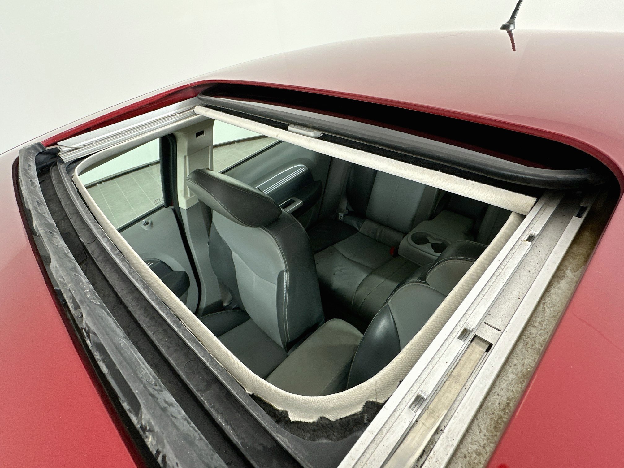 Used 2008 Chrysler Sebring Touring FWD image 19