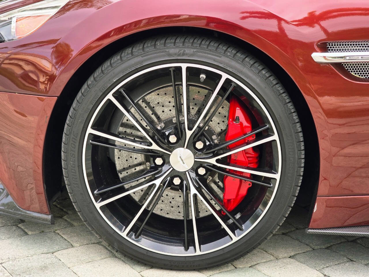 Used 2014 Aston Martin Vanquish Base 2dr Coupe image 47