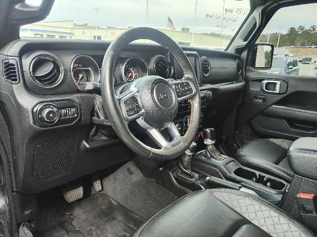 Used 2020 Jeep Wrangler Unlimited Sahara image 21