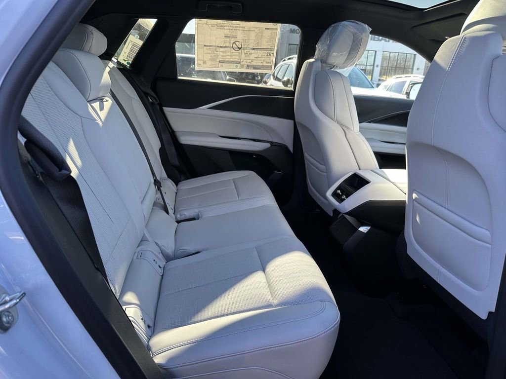 New 2026 Cadillac Lyriq Luxury image 11