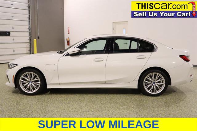 Used 2024 BMW 330e RWD image 5