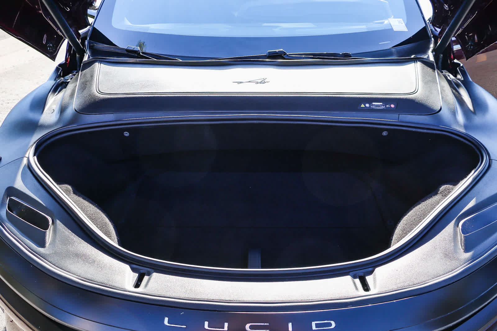 Used 2023 Lucid Air Touring AWD/4WD image 25