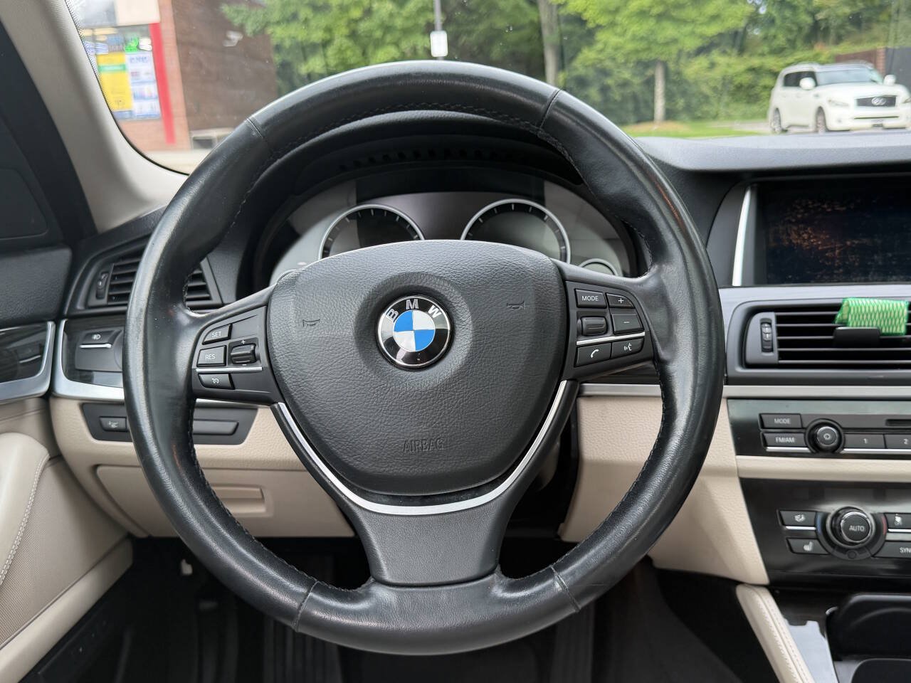 Used 2014 BMW 535d xDrive AWD/4WD image 12