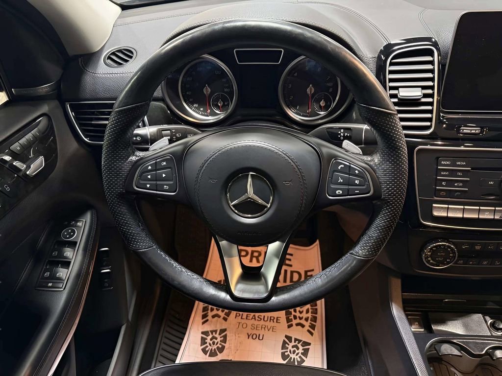 Used 2018 Mercedes-Benz GLS 550 4MATIC image 25
