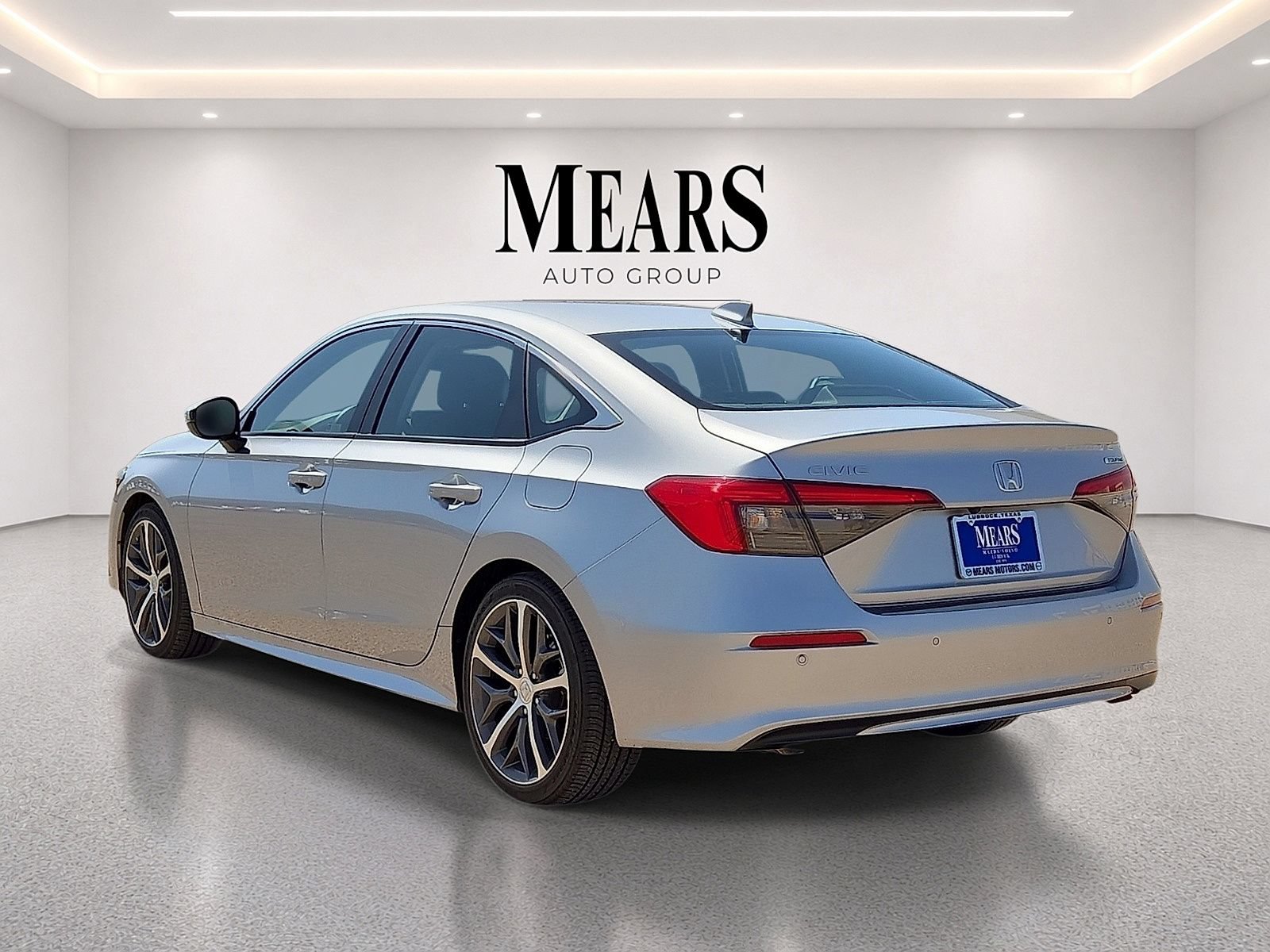 Used 2023 Honda Civic Touring image 3