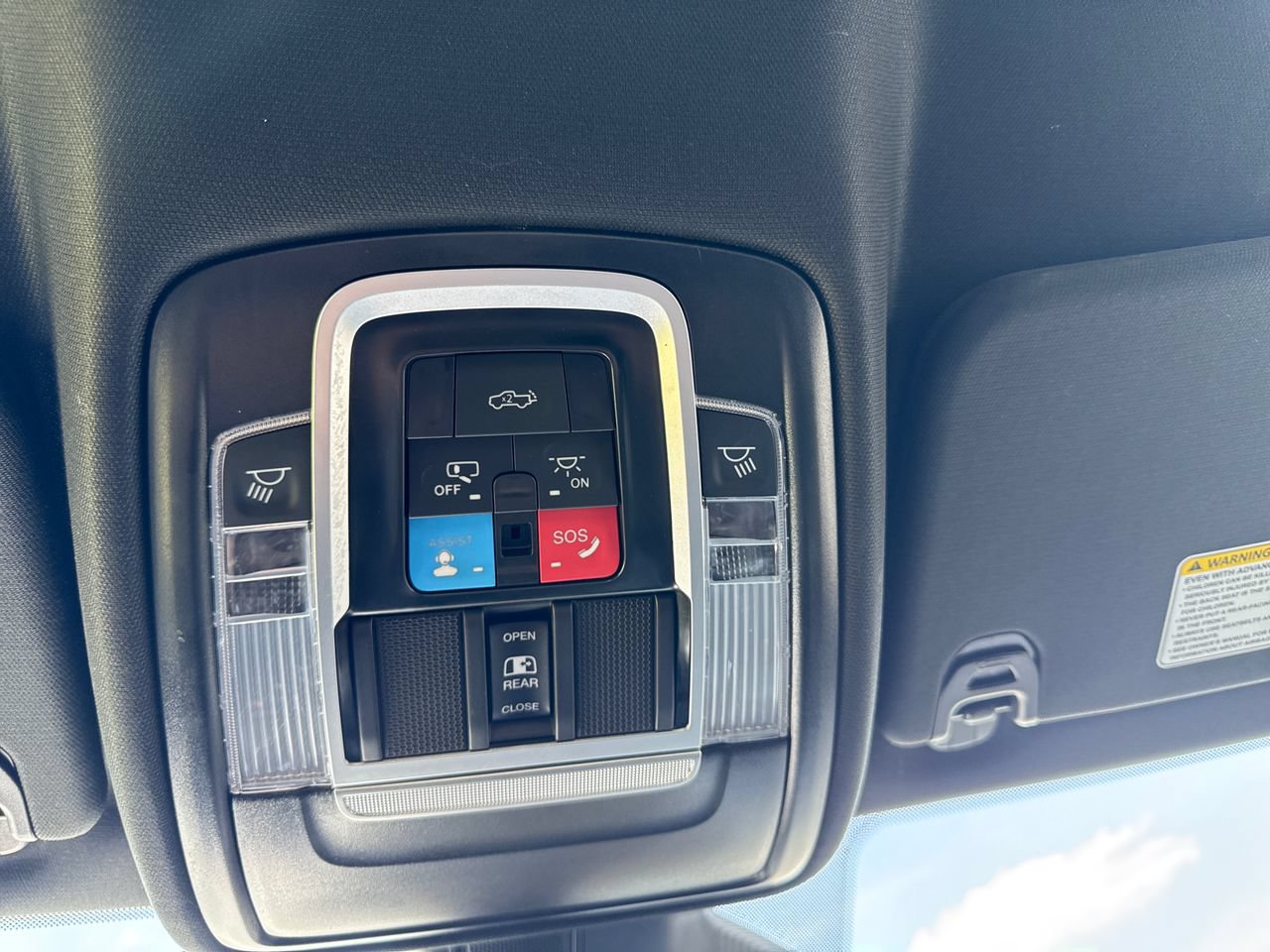 Used 2025 RAM 1500 Big Horn AWD/4WD image 27