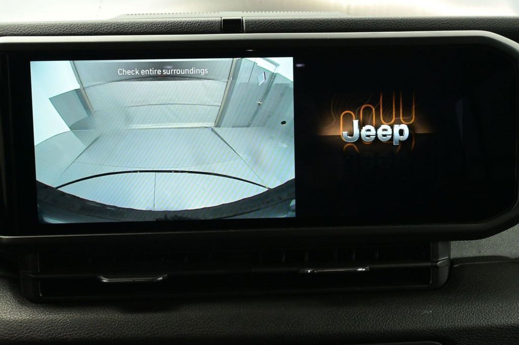 Used 2024 Jeep Wrangler Unlimited Sport AWD/4WD image 39