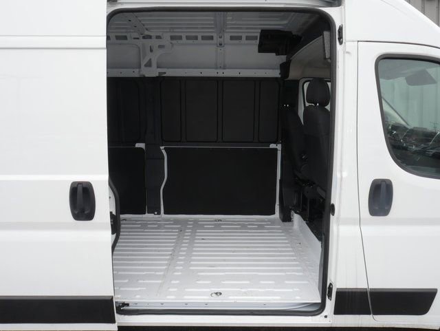 Used 2024 RAM ProMaster 3500 w/ Storage Group image 22