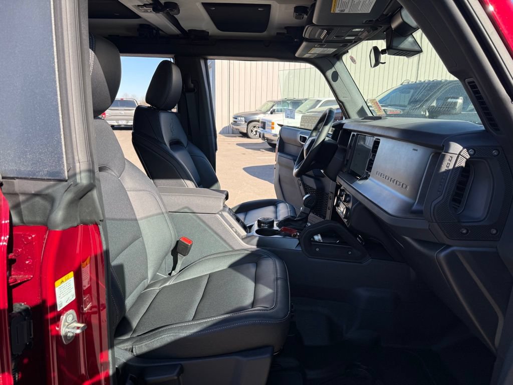 New 2025 Ford Bronco Badlands AWD/4WD image 16