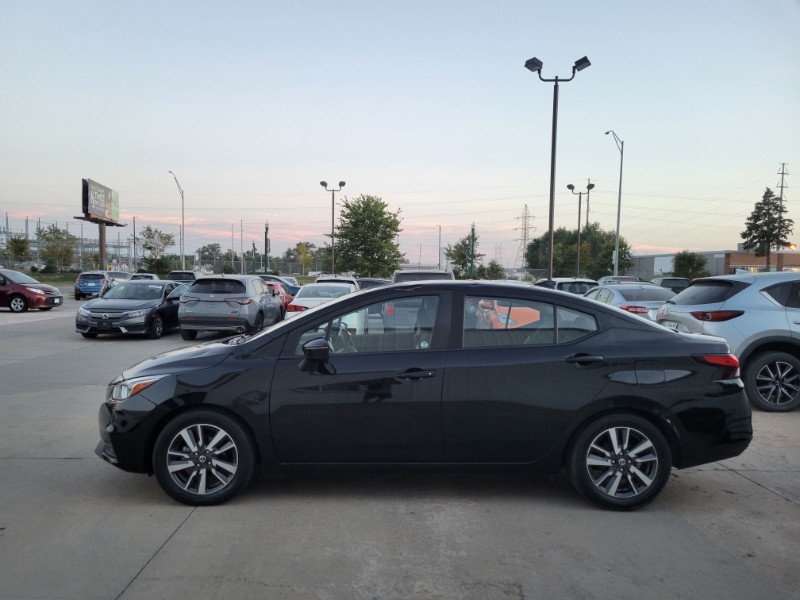 Used 2021 Nissan Versa SV FWD image 4