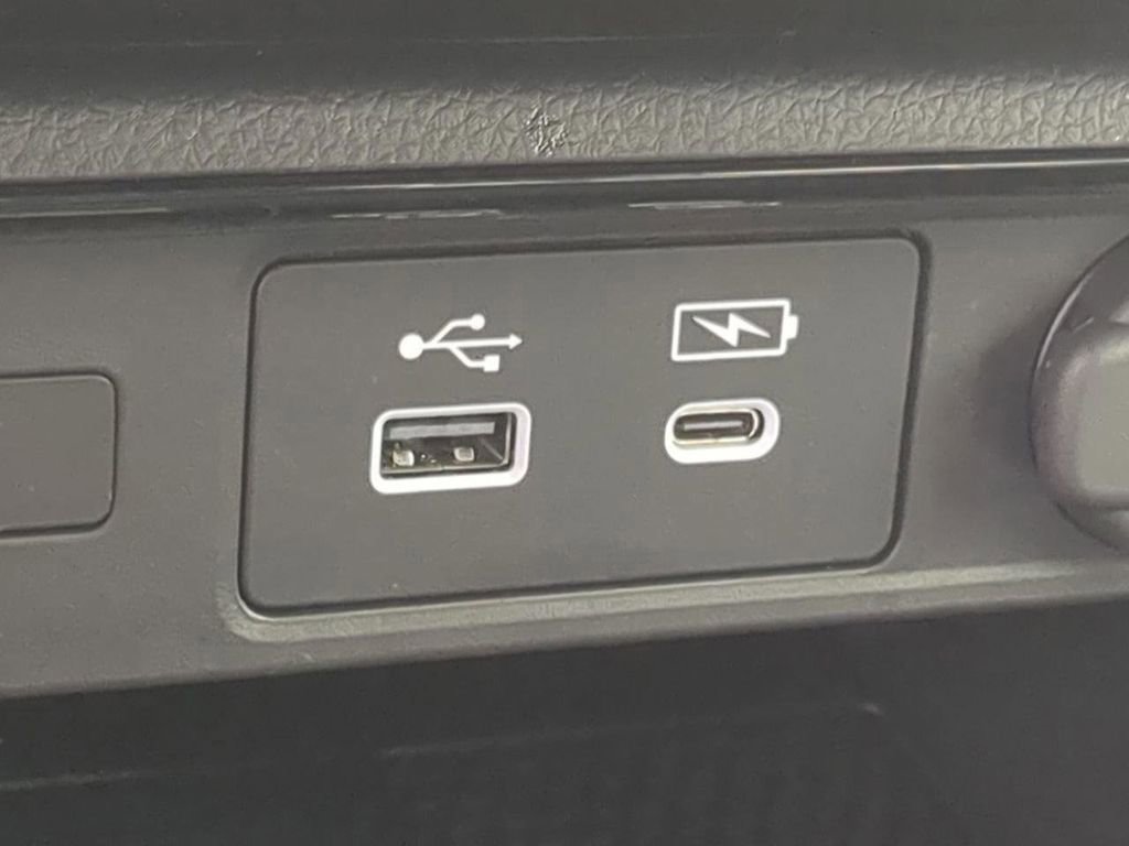 Used 2025 Honda CR-V Sport-L image 22