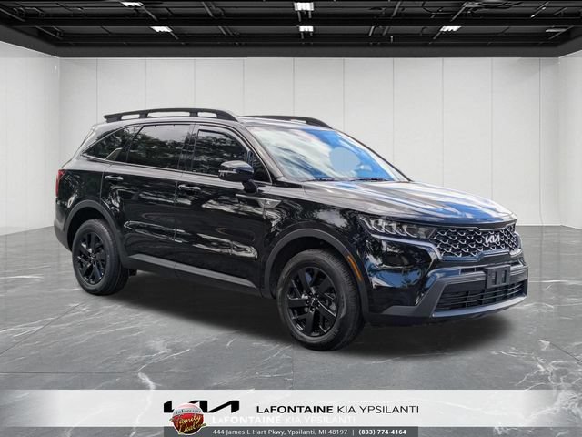 Certified 2022 Kia Sorento S w/ Panoramic Sunroof Package AWD/4WD image 7