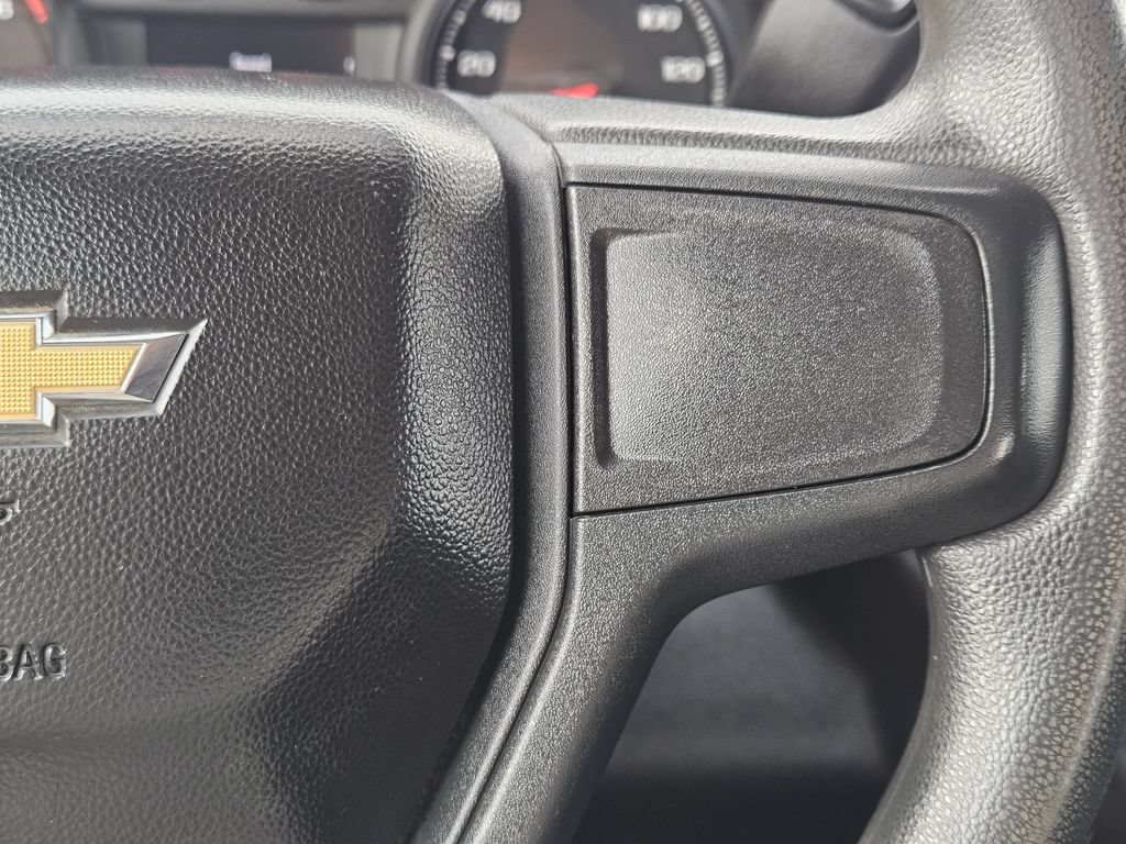 Used 2025 Chevrolet Silverado 3500 W/T AWD/4WD image 28