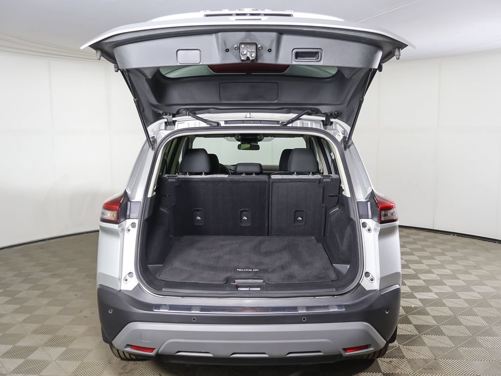 Used 2023 Nissan Rogue SV AWD/4WD image 13