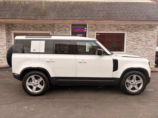 Used 2020 Land Rover Defender 110 SE AWD/4WD image 4