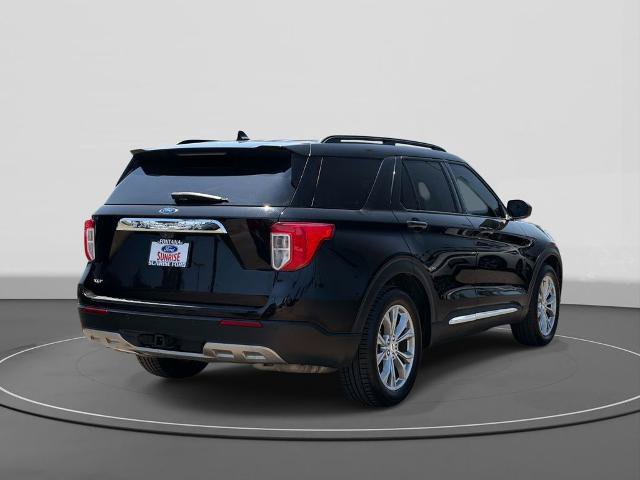 Certified 2022 Ford Explorer XLT w/ Equipment Group 202A RWD image 5