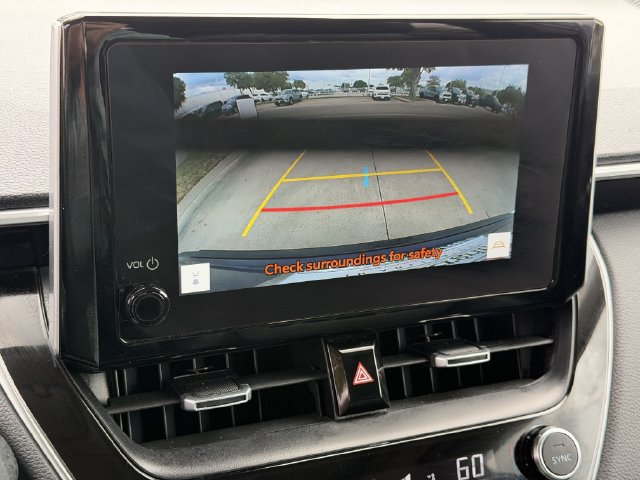 Used 2024 Toyota Corolla Cross XLE w/ Convenience Package FWD image 17