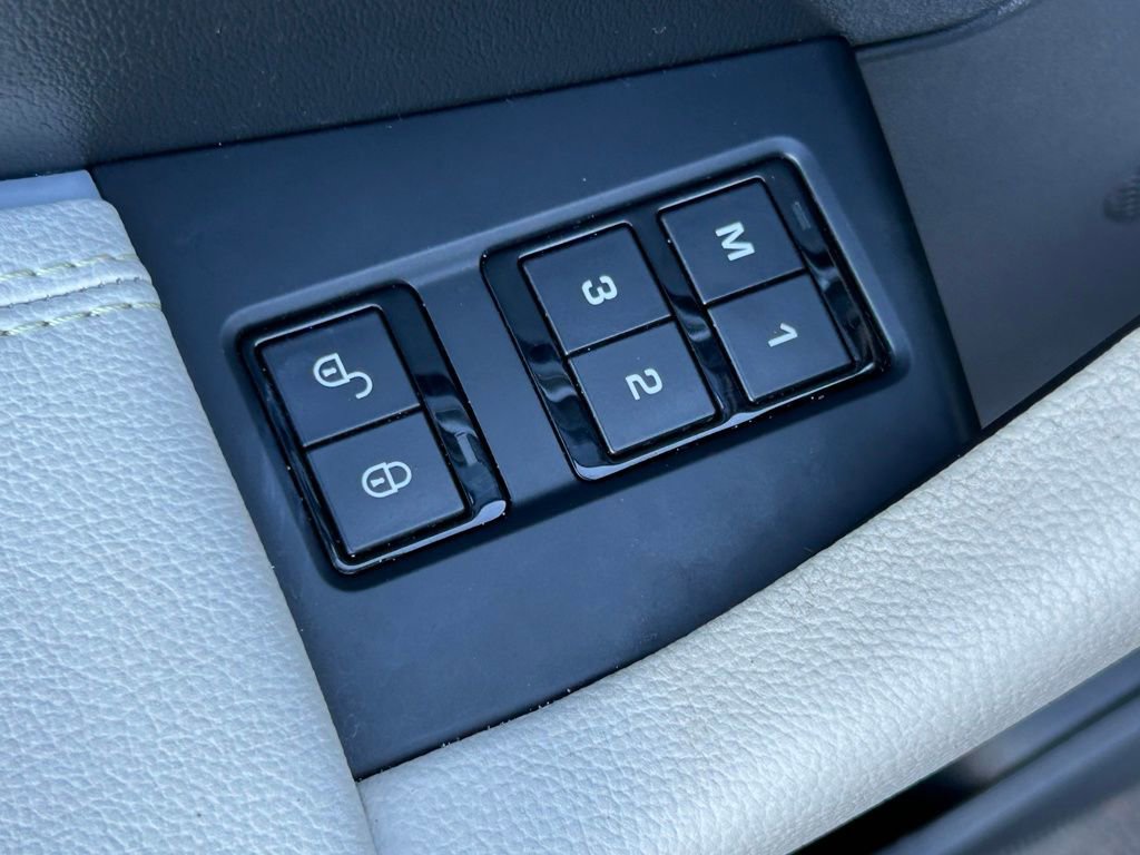 Used 2019 Jaguar F-PACE Prestige image 66