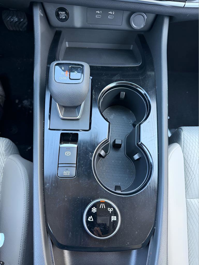 Certified 2024 Nissan Rogue SV image 21