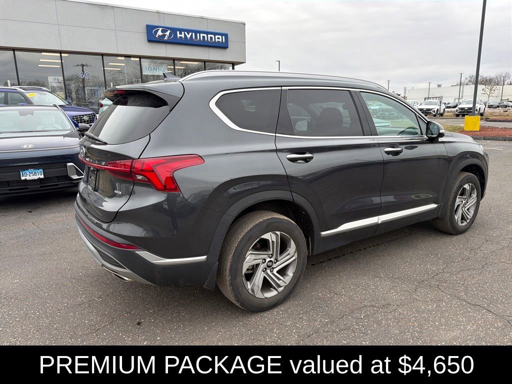 Used 2023 Hyundai Santa Fe SEL w/ Premium Package image 3