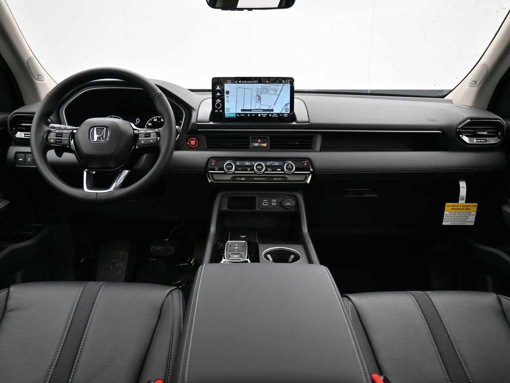 New 2025 Honda Pilot Touring image 44
