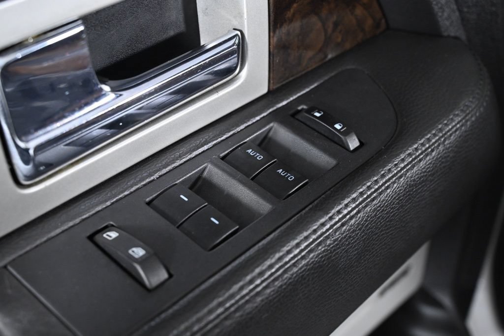 Used 2013 Ford F150 Platinum RWD image 21