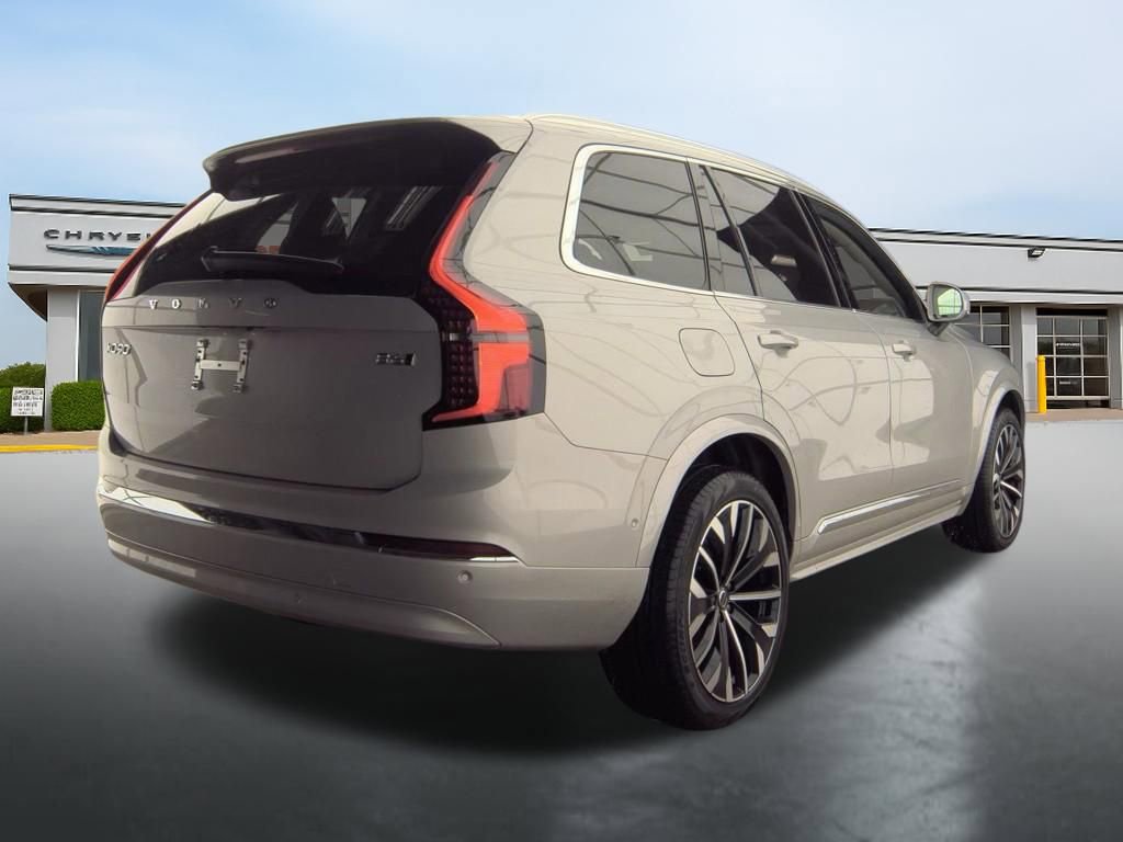 Used 2025 Volvo XC90 B6 Plus image 8