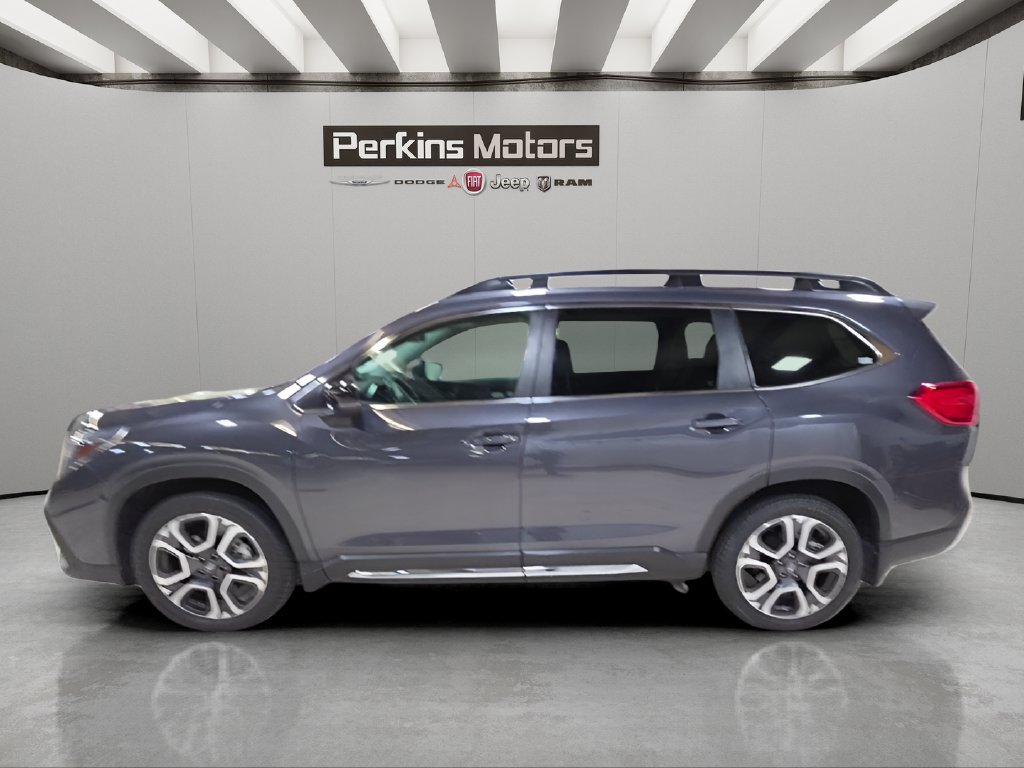 Used 2024 Subaru Ascent Limited AWD/4WD image 2