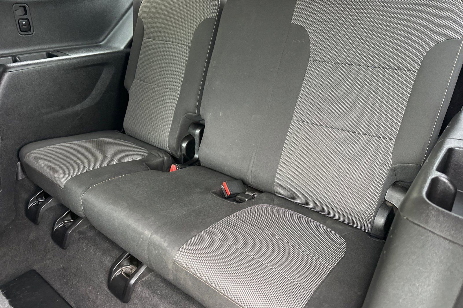 Used 2018 Chevrolet Traverse LT FWD image 19