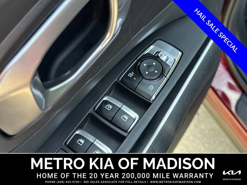 Used 2025 Kia Sorento S AWD/4WD image 11