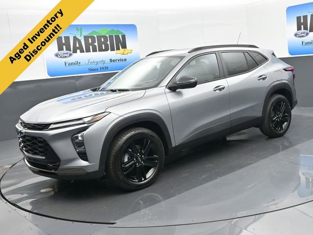 New 2026 Chevrolet Trax ACTIV w/ Sunroof Package