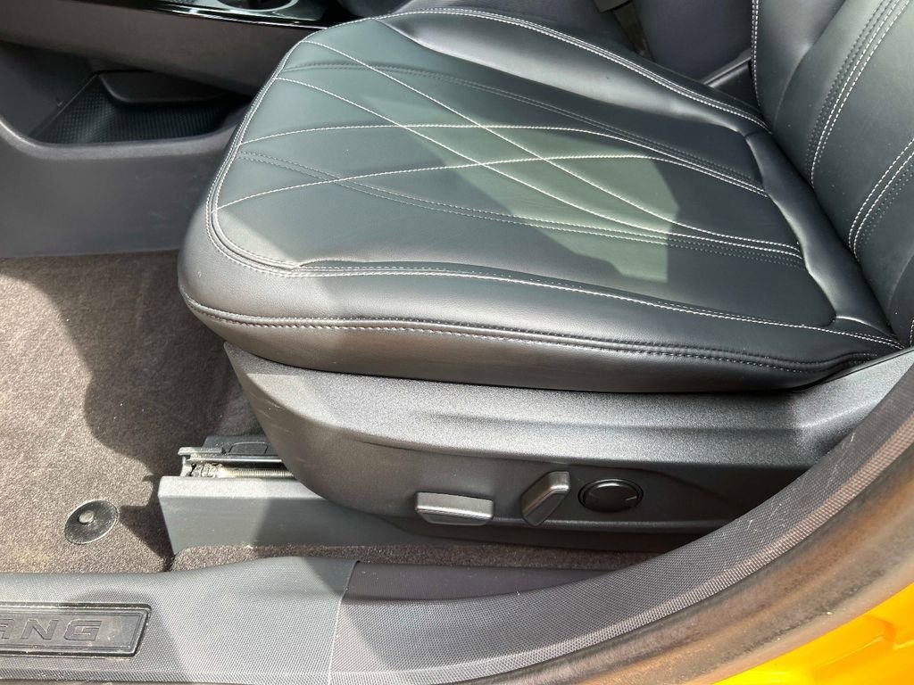 Used 2023 Ford Mustang Mach-E Select image 22