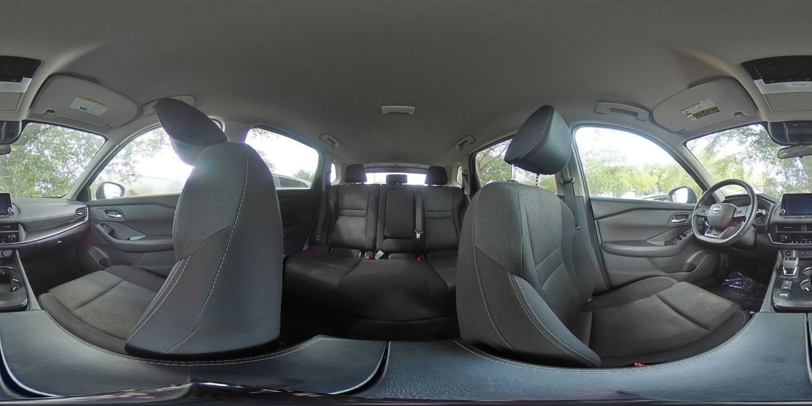 Used 2025 Nissan Rogue SV FWD image 41