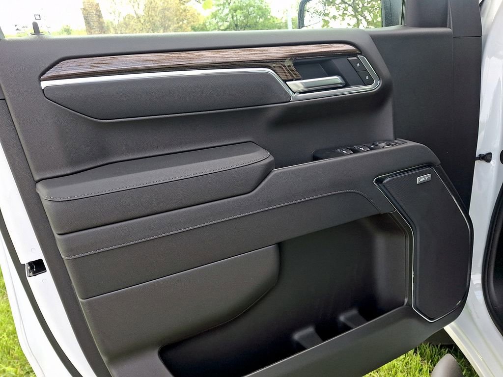 New 2026 Chevrolet Silverado 1500 LT Trail Boss w/ Convenience Package II AWD/4WD image 8