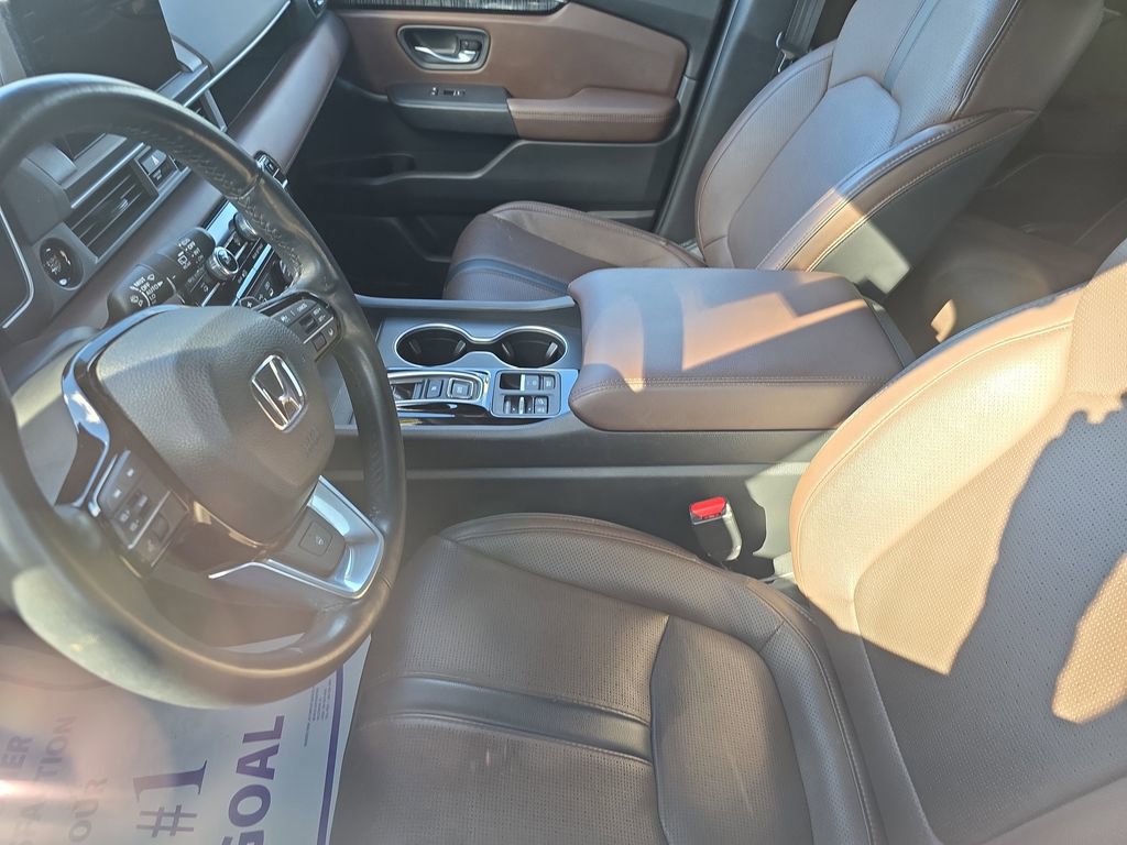 Used 2023 Honda Pilot Elite image 12