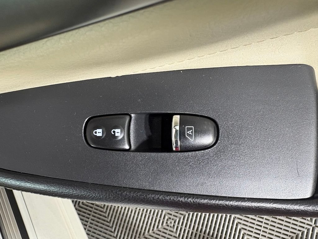 Used 2020 Nissan Maxima 3.5 SL w/ Floor Mat Group FWD image 39