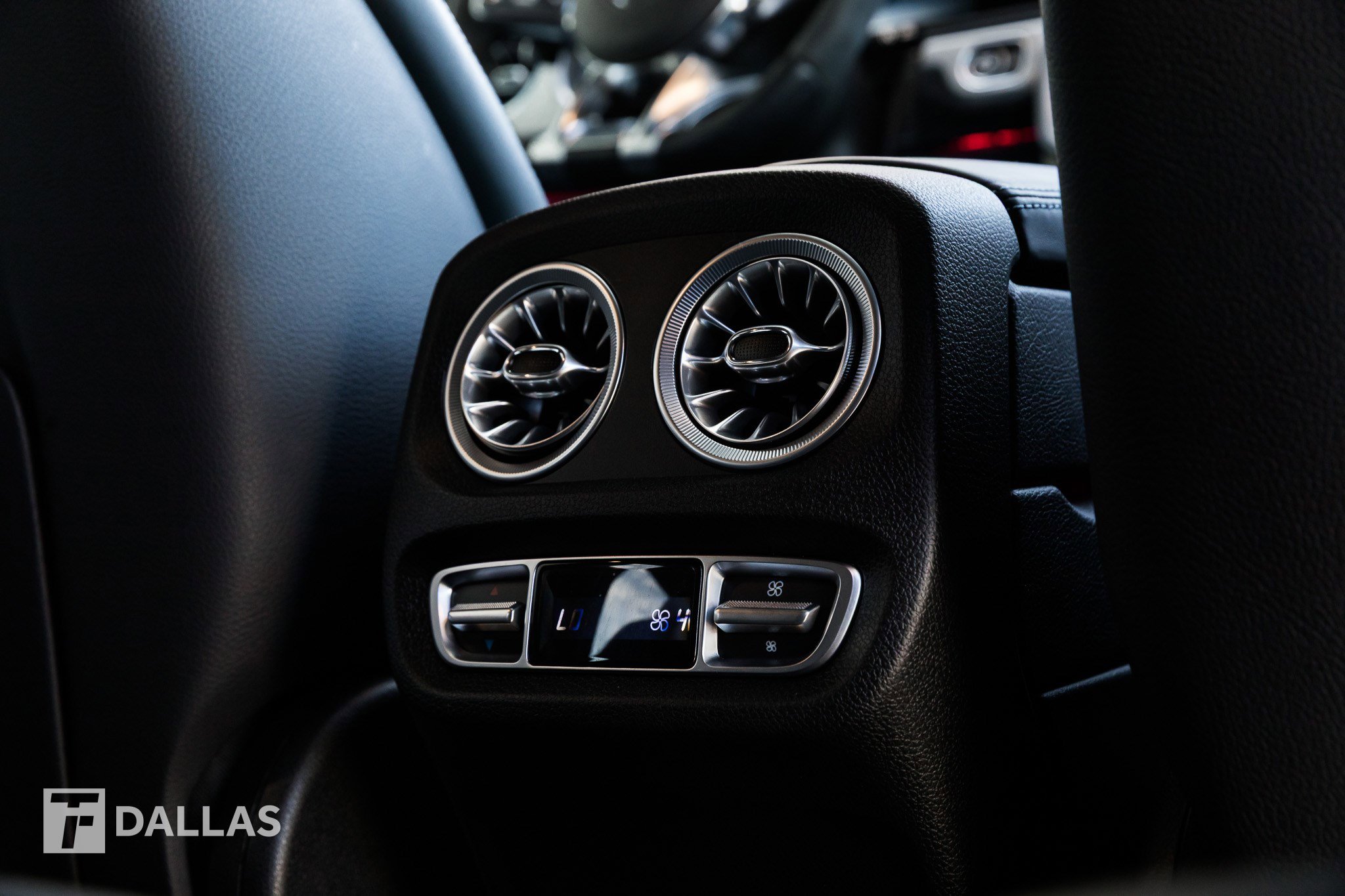 Used 2022 Mercedes-Benz G 63 AMG 4MATIC w/ G Manufaktur Interior Package image 35