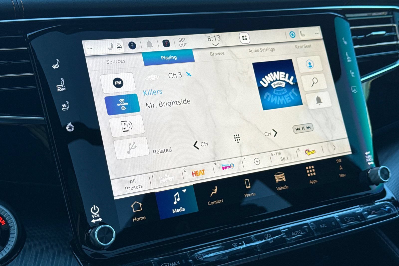 New 2026 Jeep Grand Wagoneer Summit AWD/4WD image 19