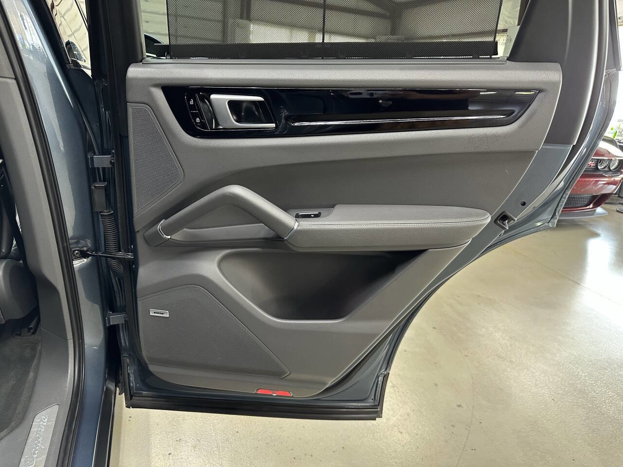 Used 2019 Porsche Cayenne S image 14