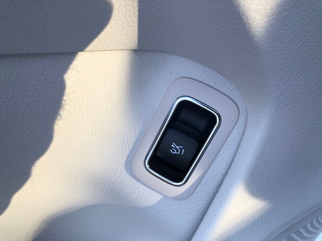 New 2026 Mercedes-Benz CLA 250 4MATIC image 7