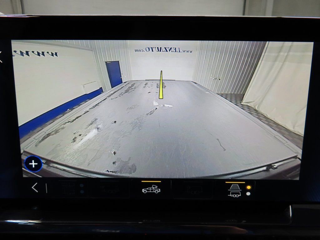 Used 2023 Chevrolet Silverado 1500 ZR2 w/ Technology Package image 22