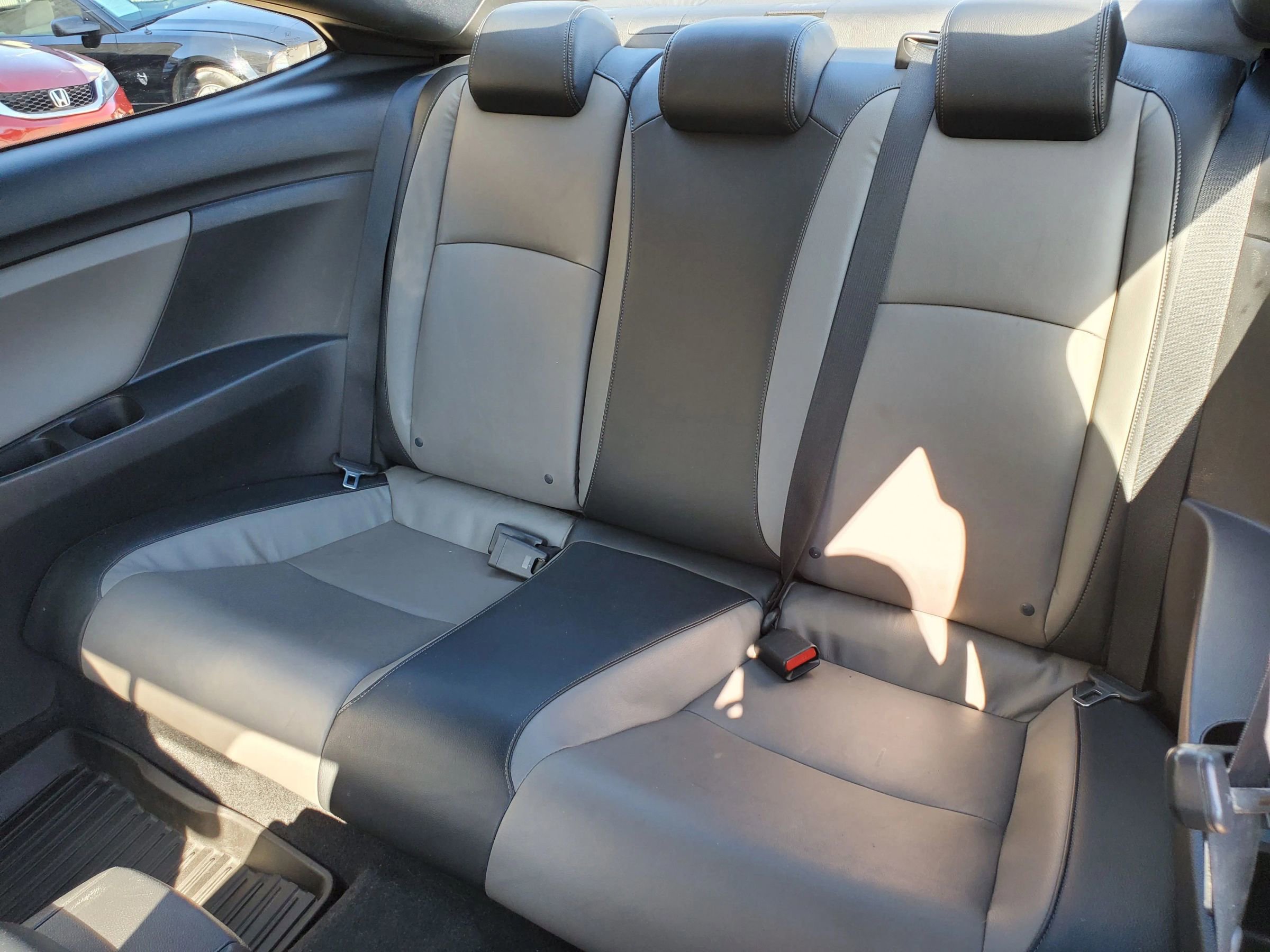 Used 2018 Honda Civic EX-L image 20