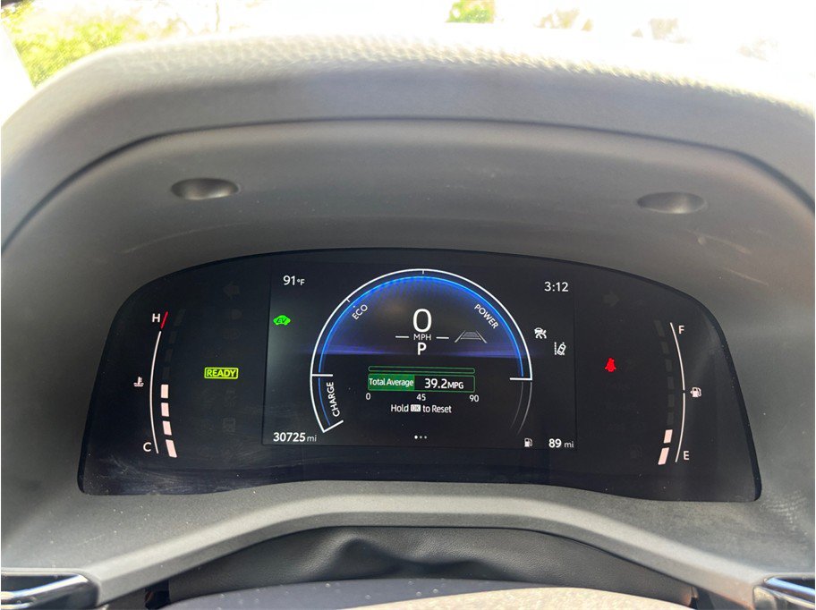 Used 2025 Toyota Camry LE w/ Convenience Package FWD image 21